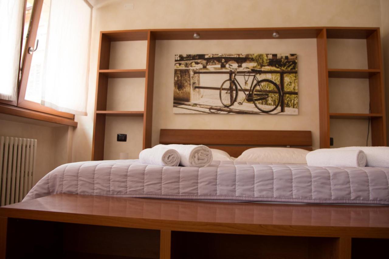Gatto Romeo Apartments Верона Екстериор снимка
