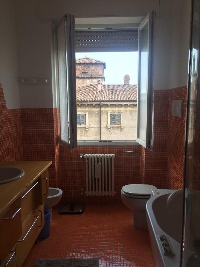Gatto Romeo Apartments Верона Екстериор снимка